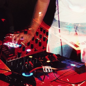 techno