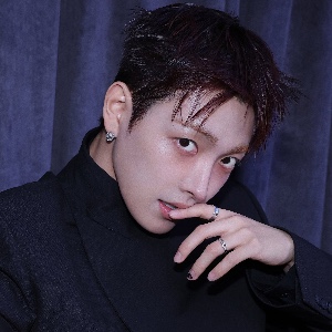 Hongjoong (Ateez)