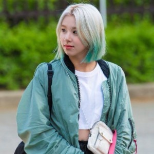 blonde with green ends