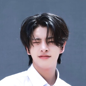 black hair middle part