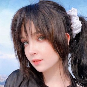 Isis Vasconcellos