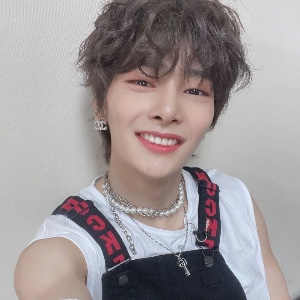 gray hair