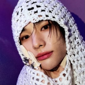 hyunjin - rock-star (postcard ver.)