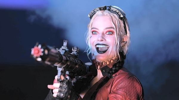 Margot Robbie - DC