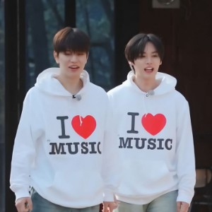 Matching couple