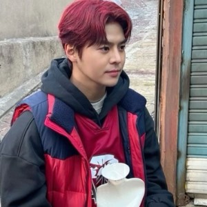 Park Hu-min / Baku