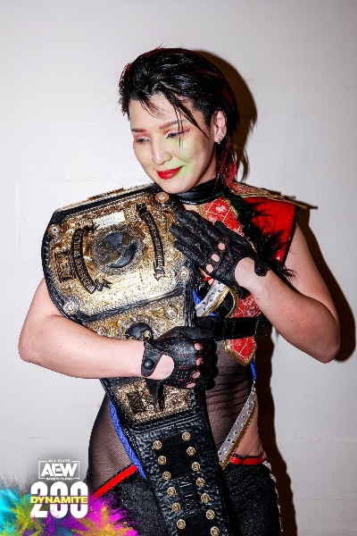 Hikaru Shida