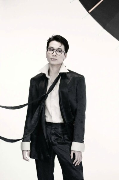 thơm kiếng l'officiel