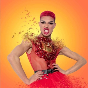 Yvie Oddly
