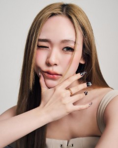 June Wanwimol