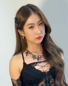 Yoko Apasra