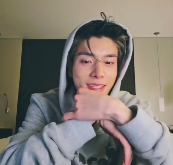 "I'm not straight, I'm gay. " live
