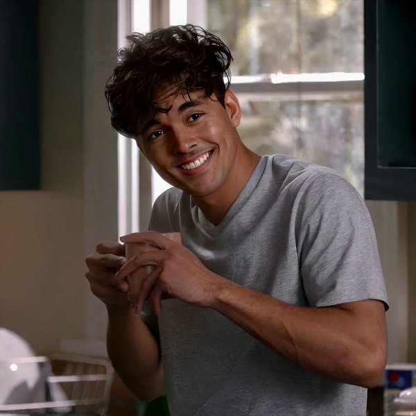 Lucas Adams