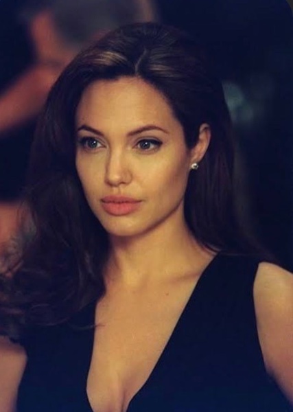 Angelina Jolie