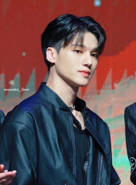 black undercut