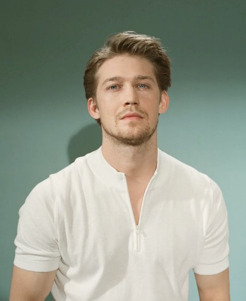 Joe Alwyn