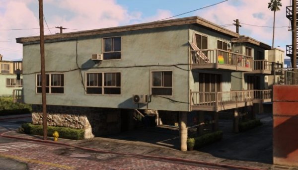 Floyds Apartment