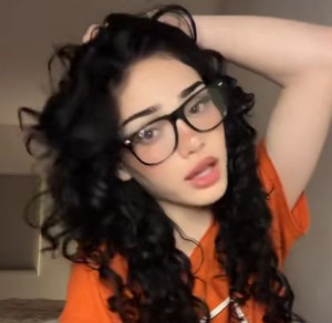 this girl's hair