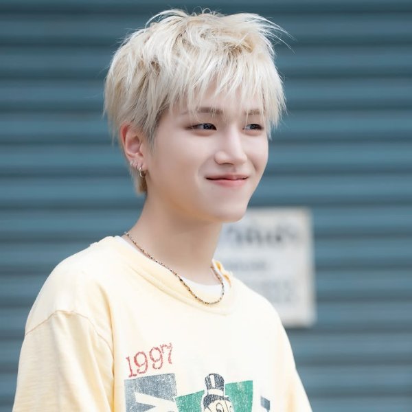blonde riwoo