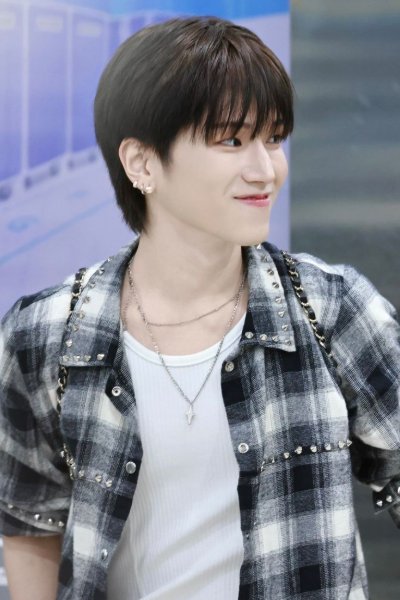 legend black hair riwoo