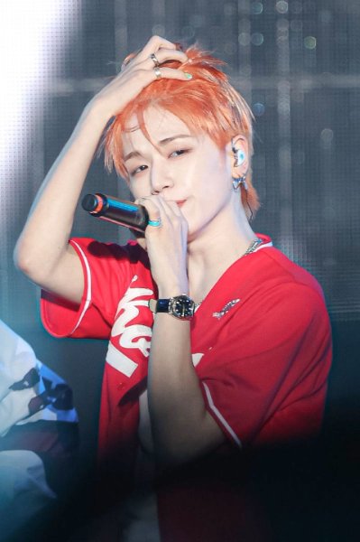 orange messy hair riwoo