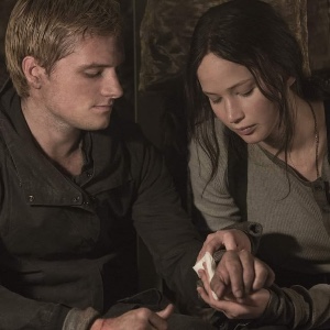 Everlark (Peeta x Katniss)