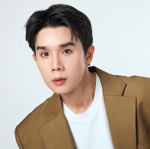 jimmy potiwihok (gmmtv)