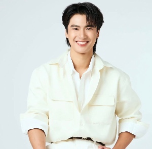 ohm pawat (gmmtv)