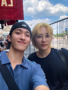 SeokHan (Jeonghan, DK)