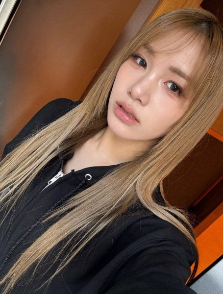 DOEUN (YOUNG POSSE)