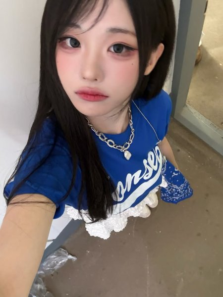 HINA (QWER)