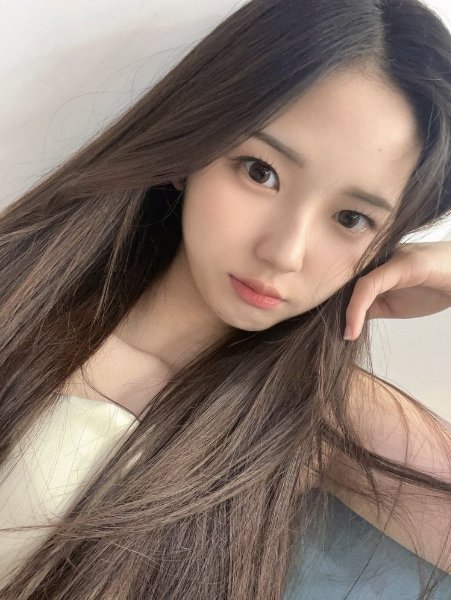 JIWOO (tripleS)