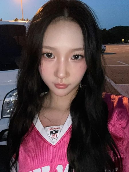 YEONJUNG (YOUNG POSSE)