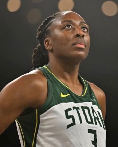 Nneka Ogwumike