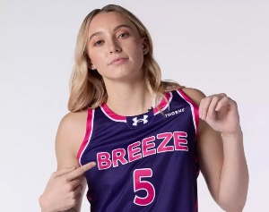 Paige Bueckers