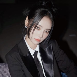jinsoul (artms/loona)