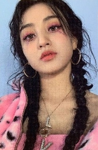glitter tears jihyo