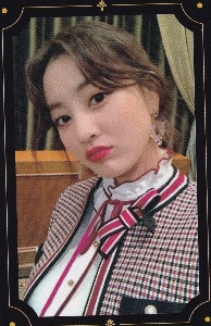 pouty jihyo