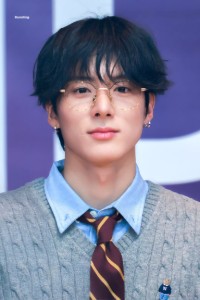 ୨୧