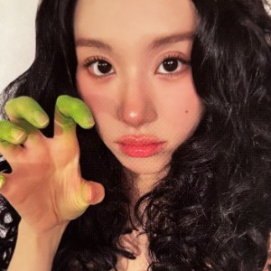 chaeyoung - lil fantasy vol. 1 (glimmer ver.)