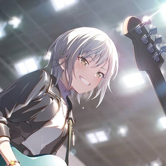 Watching her Favourite Bands perform (Shiho)