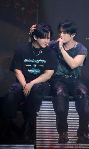 Bottom Changbin x Top Minho