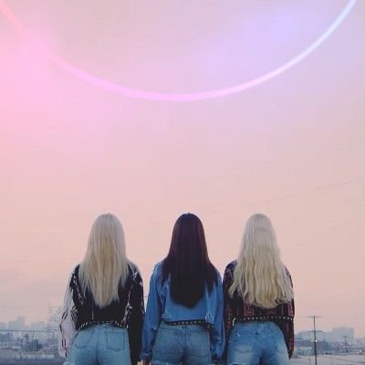 Girl Front by ODD Eye Circle
