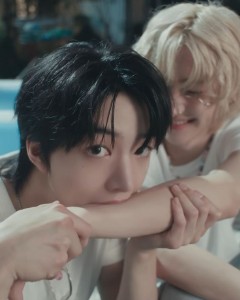 Wonbin/Junhyuk