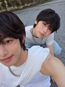 Yonghoon/Yoochan
