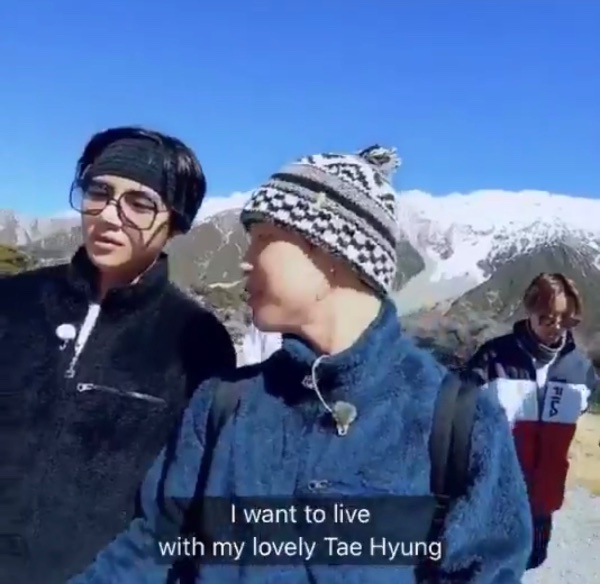 i want to live with my lovely taehyungie for the rest of my life