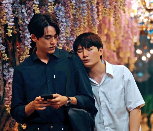 PisaengKawi (Be my favorite)