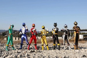 Go-onger suits