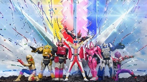 Zenkaiger suits