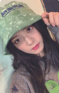 bucket hat
